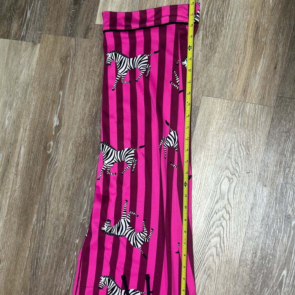 Room Service 2PC Womens Pajama Set Pink Zebra Small Lounge Sleepwear Soft Cozy - Picture 4 of 14